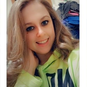 Meet your Posher, Cassie